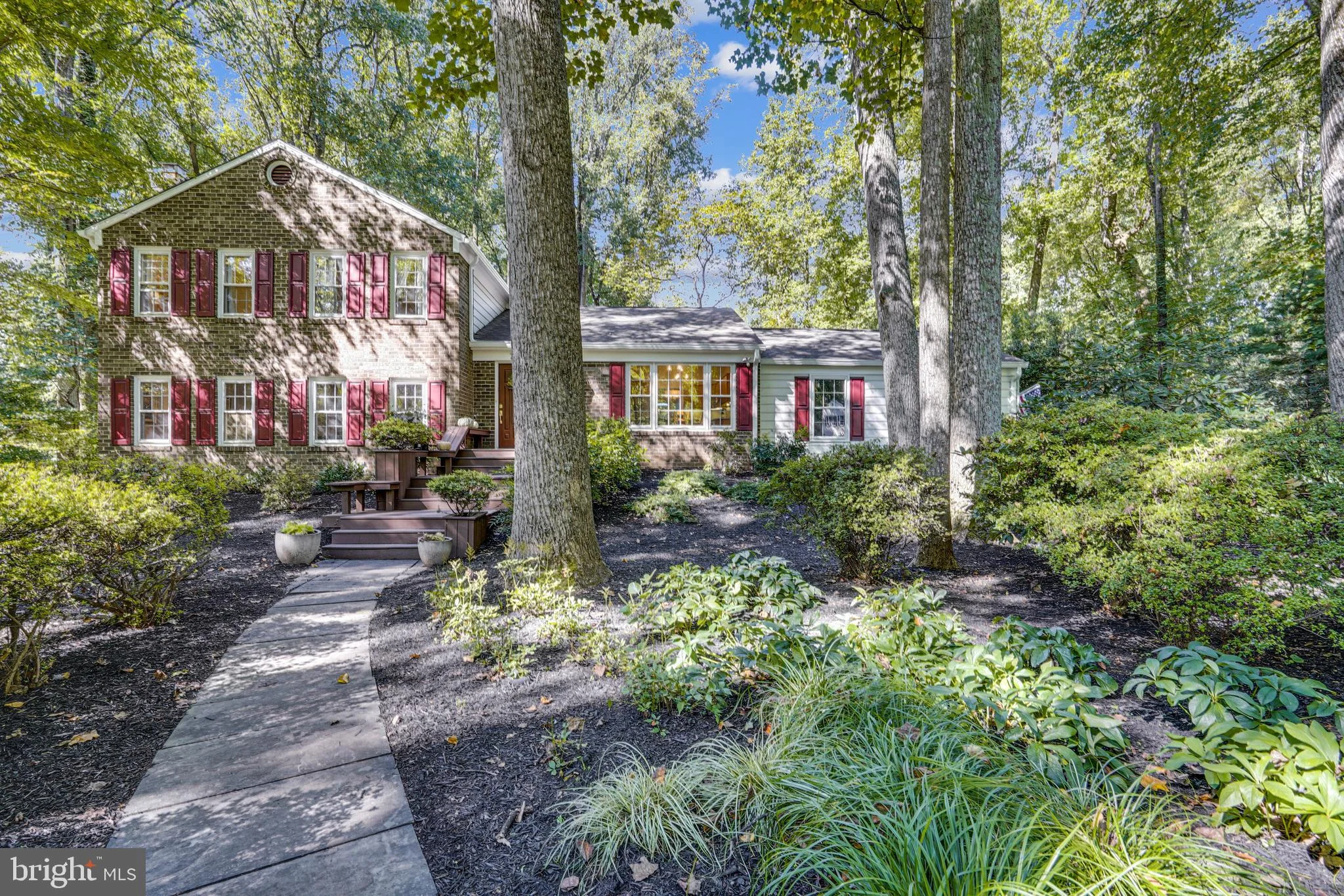 706 Forest Park Road, Great Falls, VA 22066