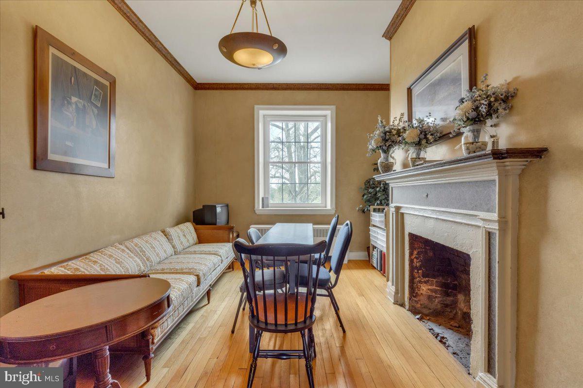 MOUNT HEBRON - Residential Lease