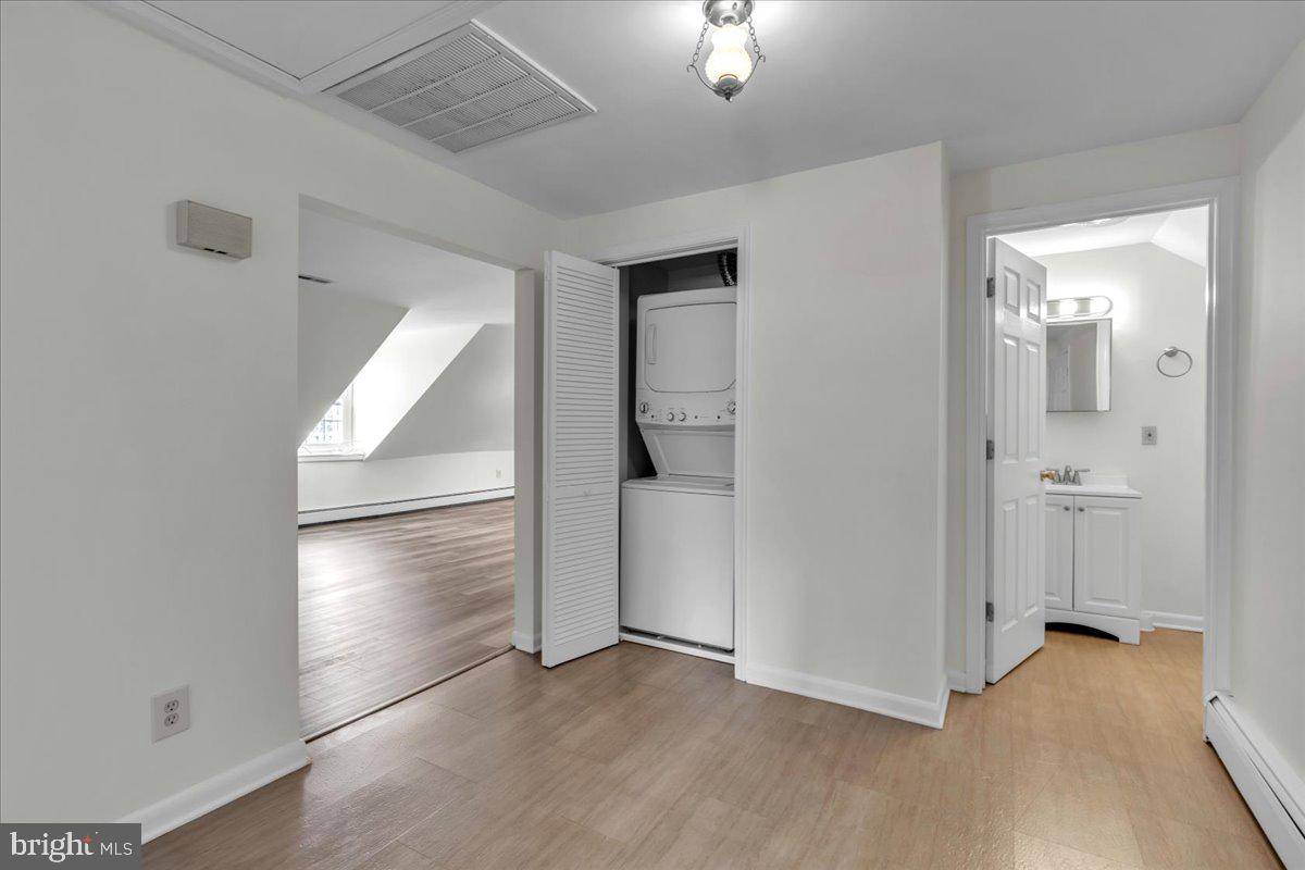 MOUNT HEBRON - Residential Lease