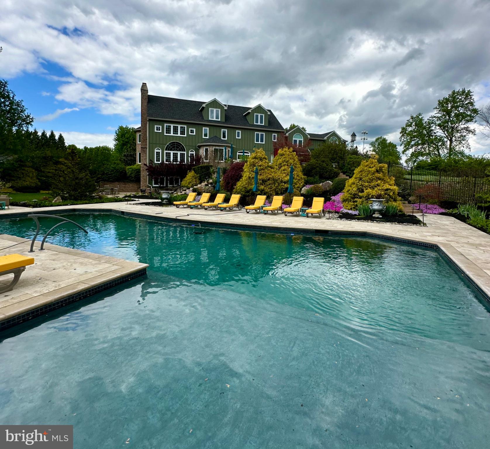 INDIAN SPRINGS - Residential