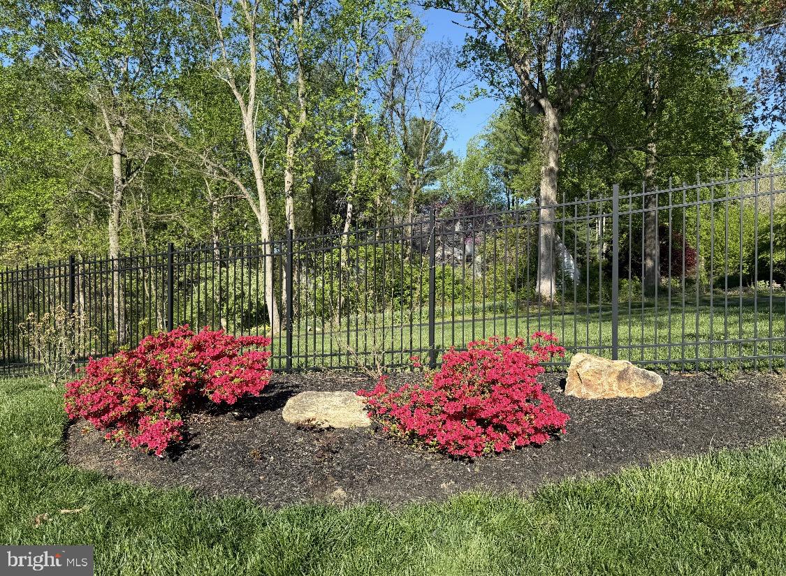 INDIAN SPRINGS - Residential