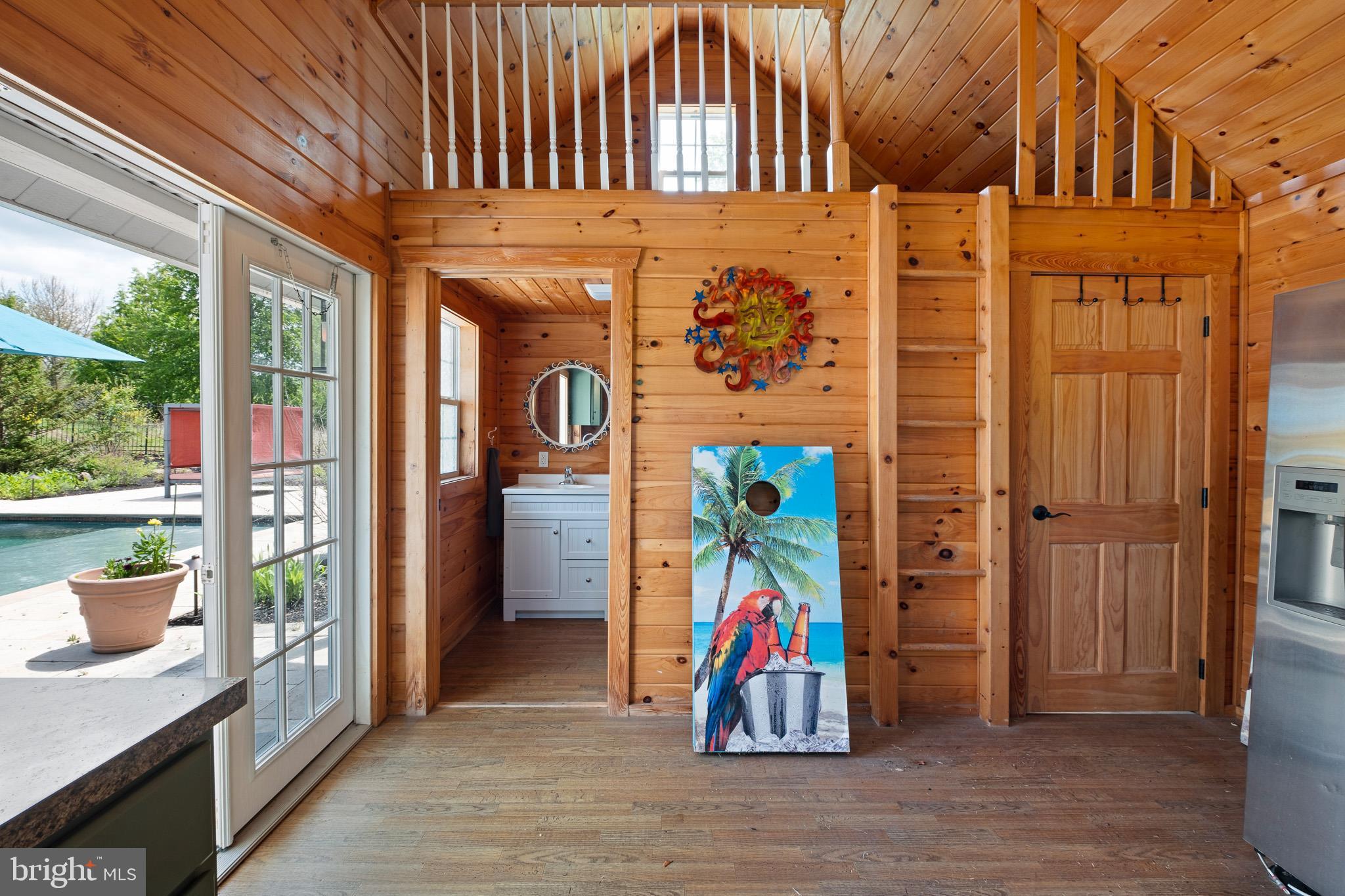 INDIAN SPRINGS - Residential