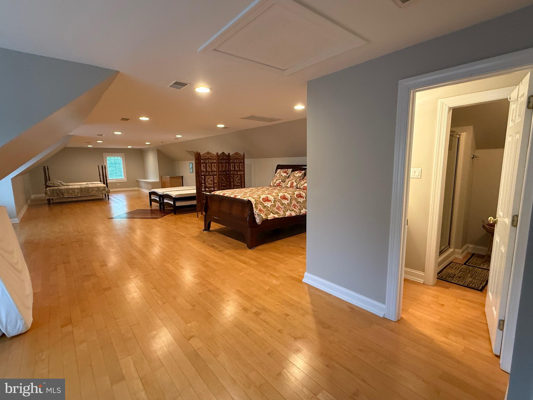 INDIAN SPRINGS - Residential