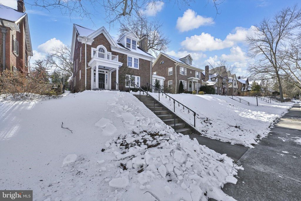 Photo of 186 Peyton Road, YORK, PA 17403 (MLS # PAYK2097090)