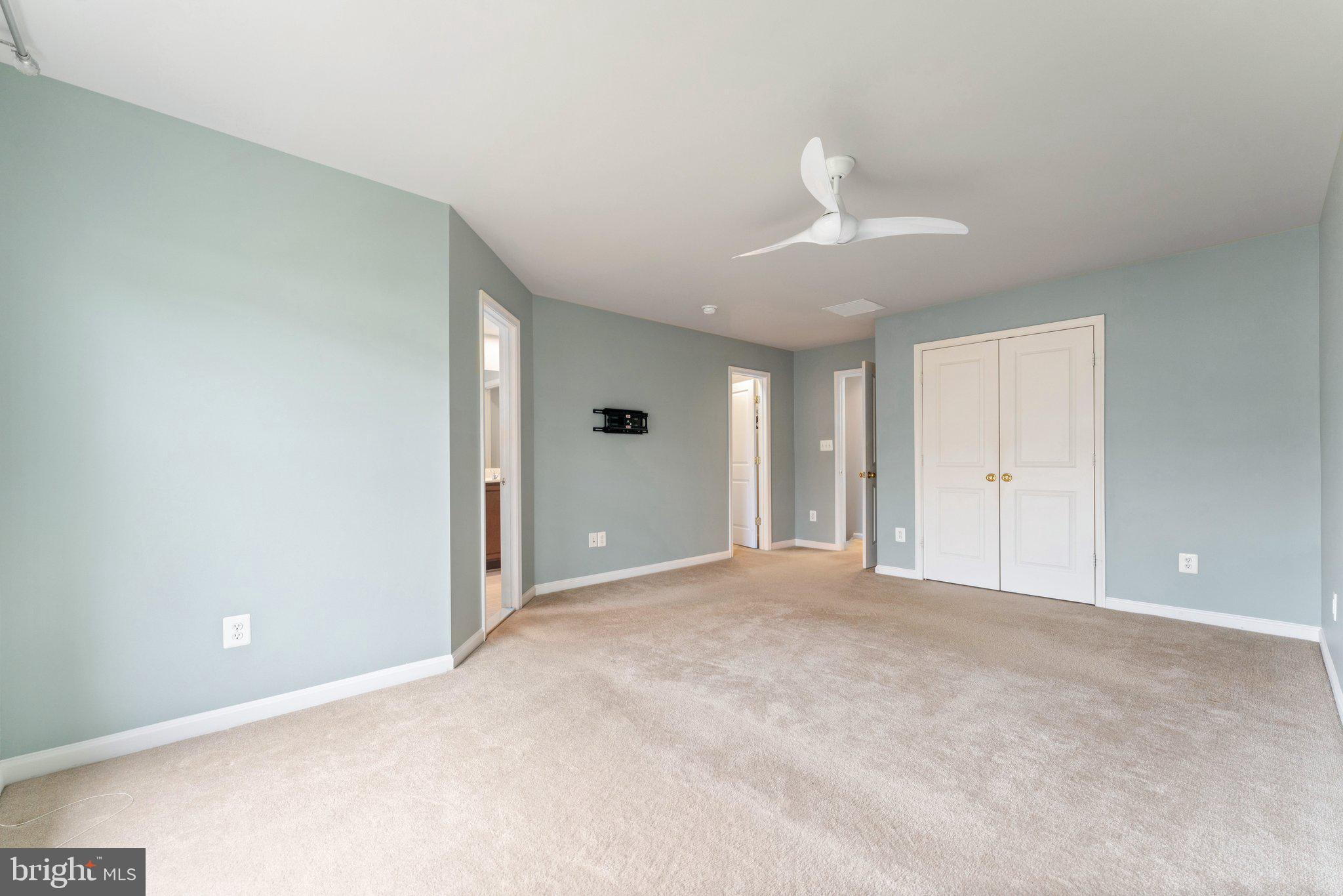 PEMBROOKE - Residential