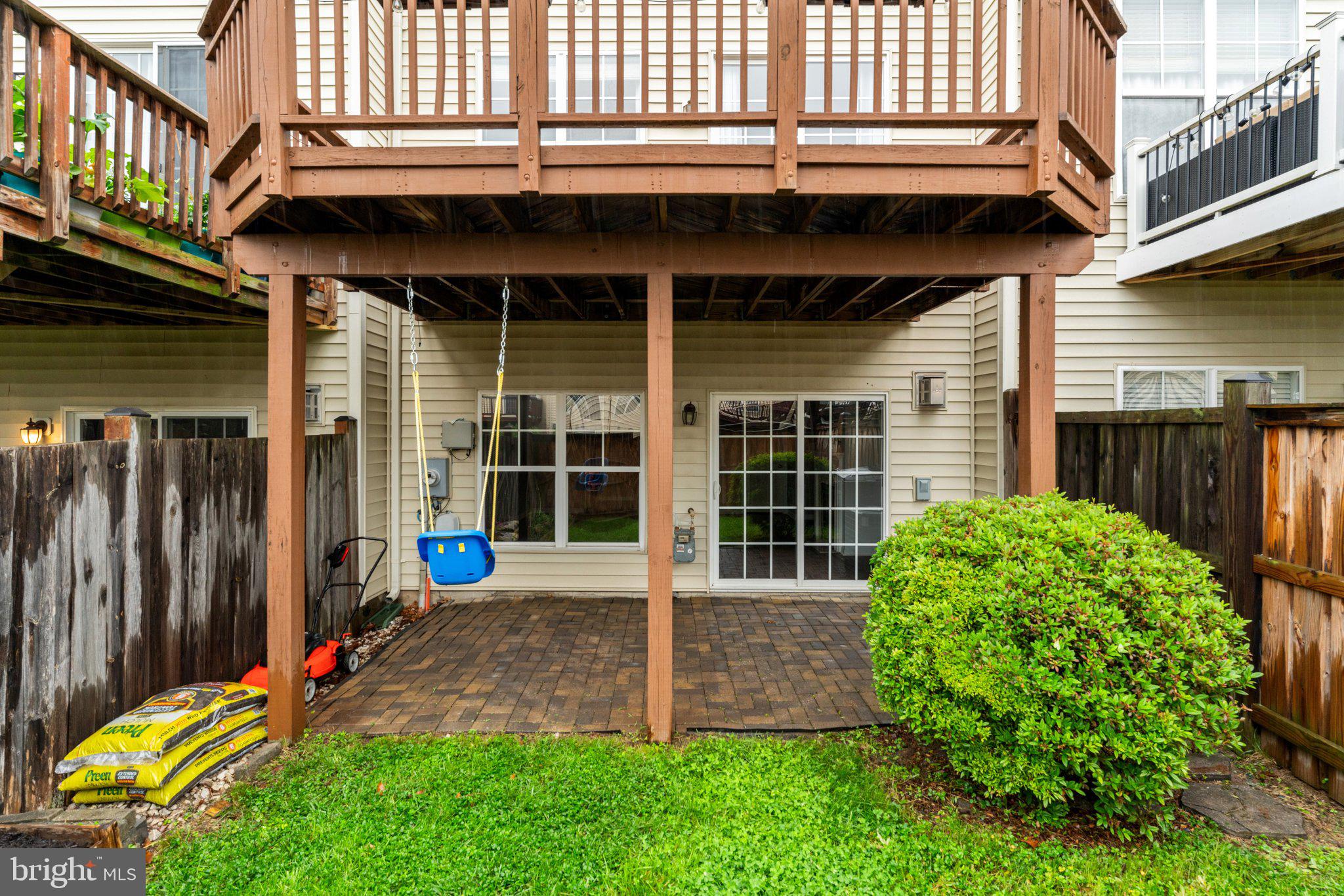 PEMBROOKE - Residential