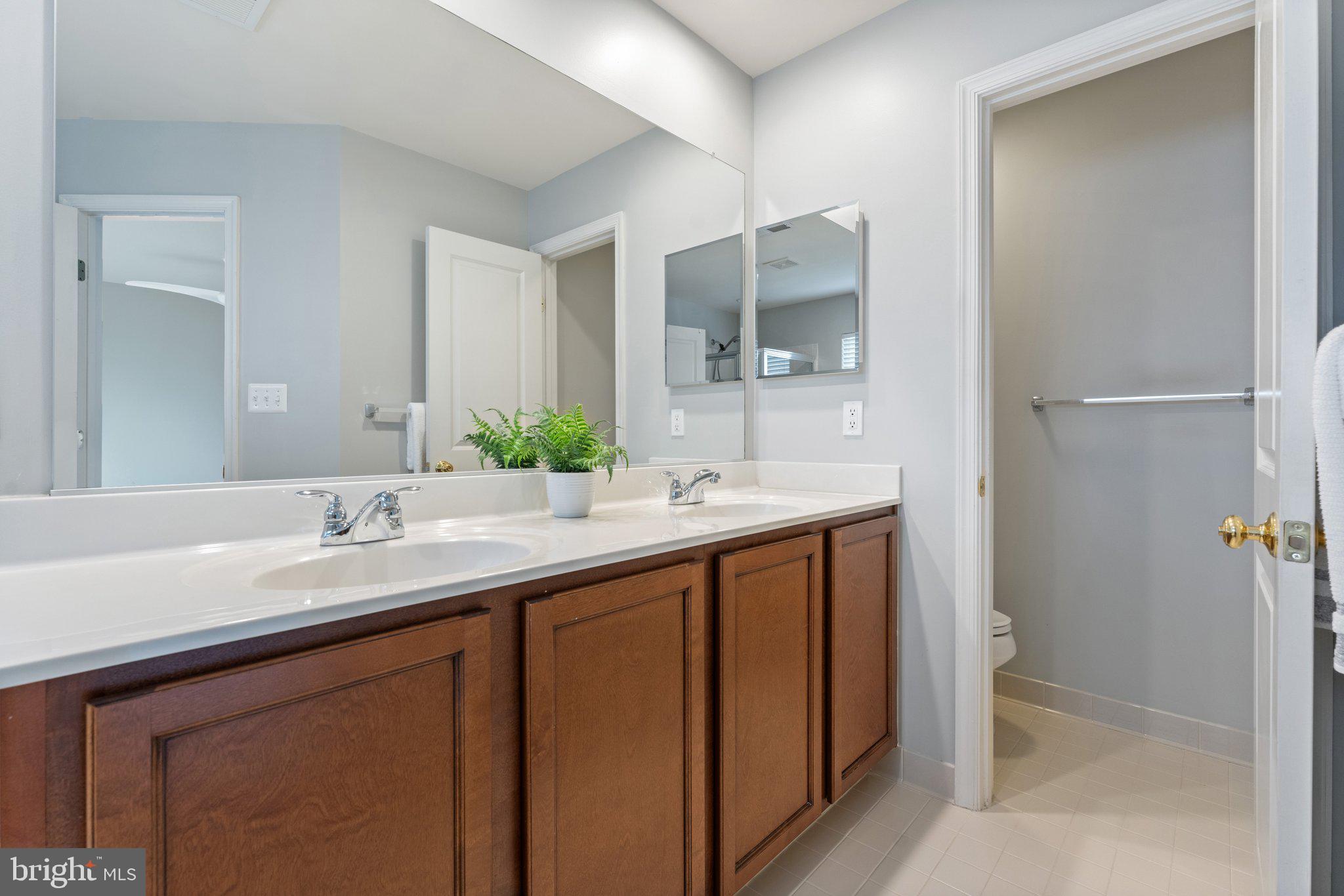 PEMBROOKE - Residential