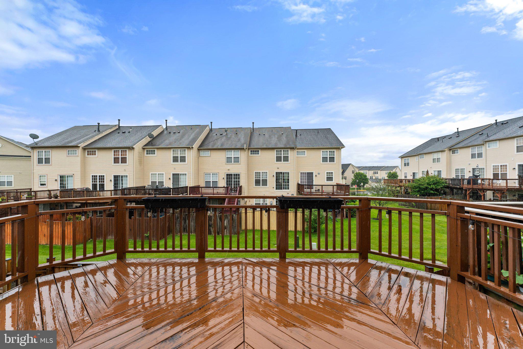 PEMBROOKE - Residential