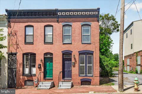 Townhouse For Sale - 33 E South Street<br/> Frederick County, FREDERICK, MD 21701