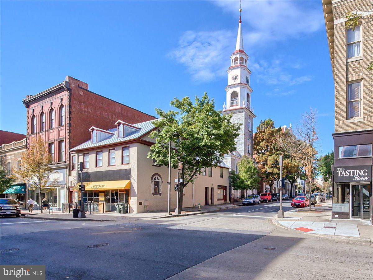 DOWNTOWN - Residential