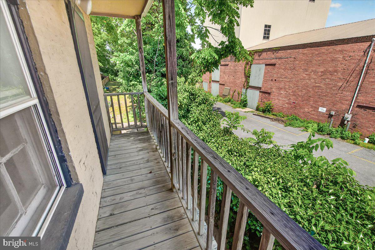 DOWNTOWN - Residential