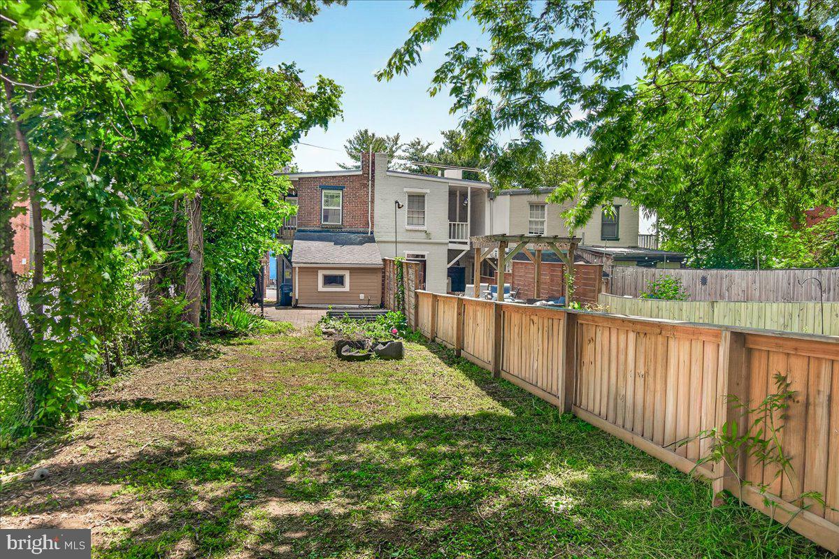 DOWNTOWN - Residential