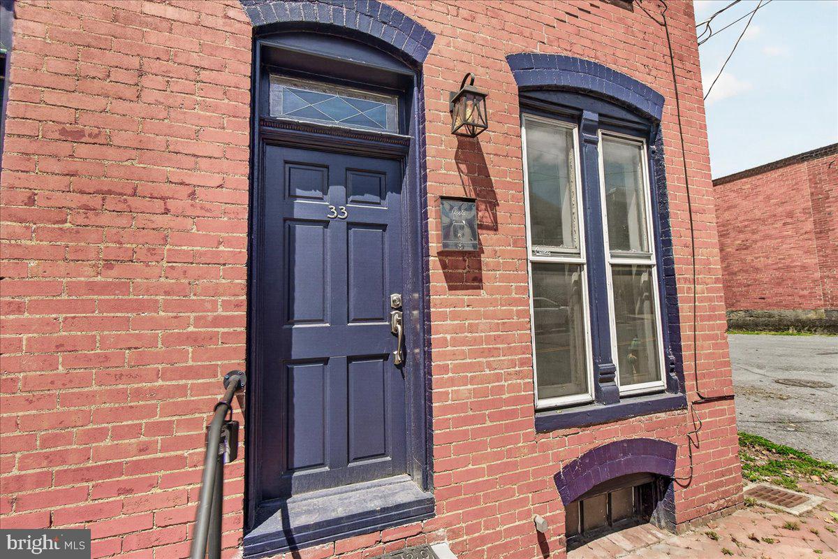 DOWNTOWN - Residential