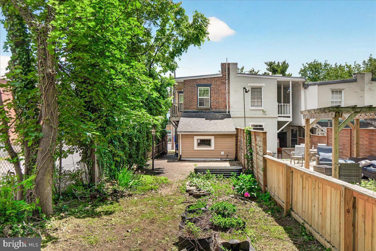 DOWNTOWN - Residential