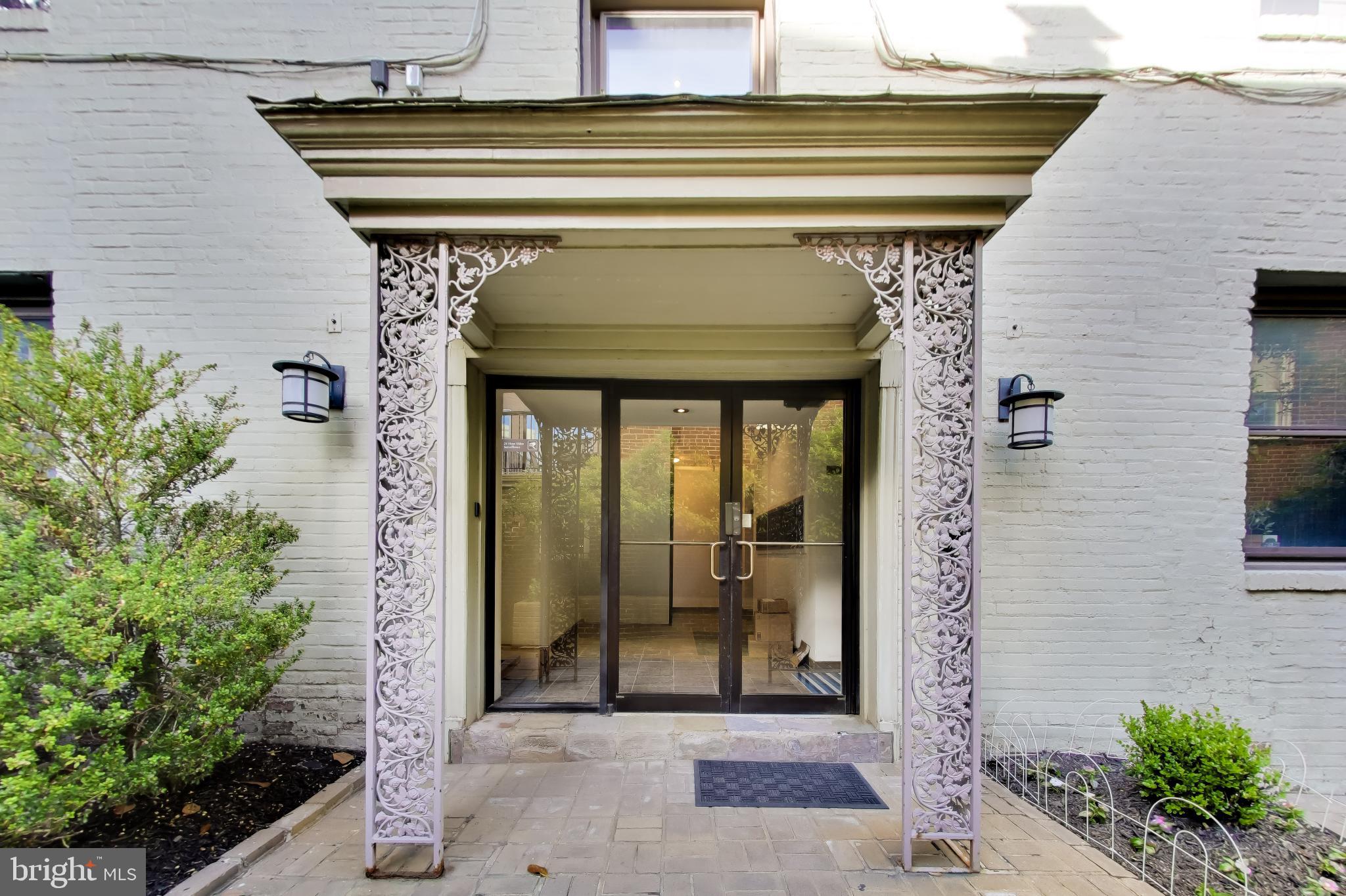 116 N CAROLINA AVENUE SE 204