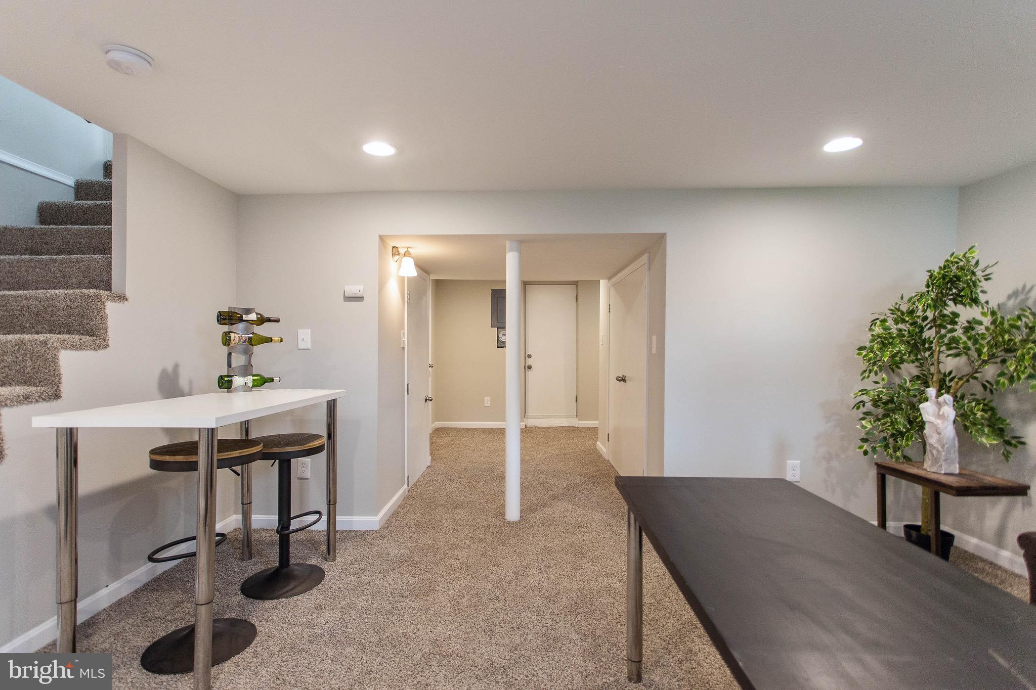 WOODBOURNE HEIGHTS - Residential