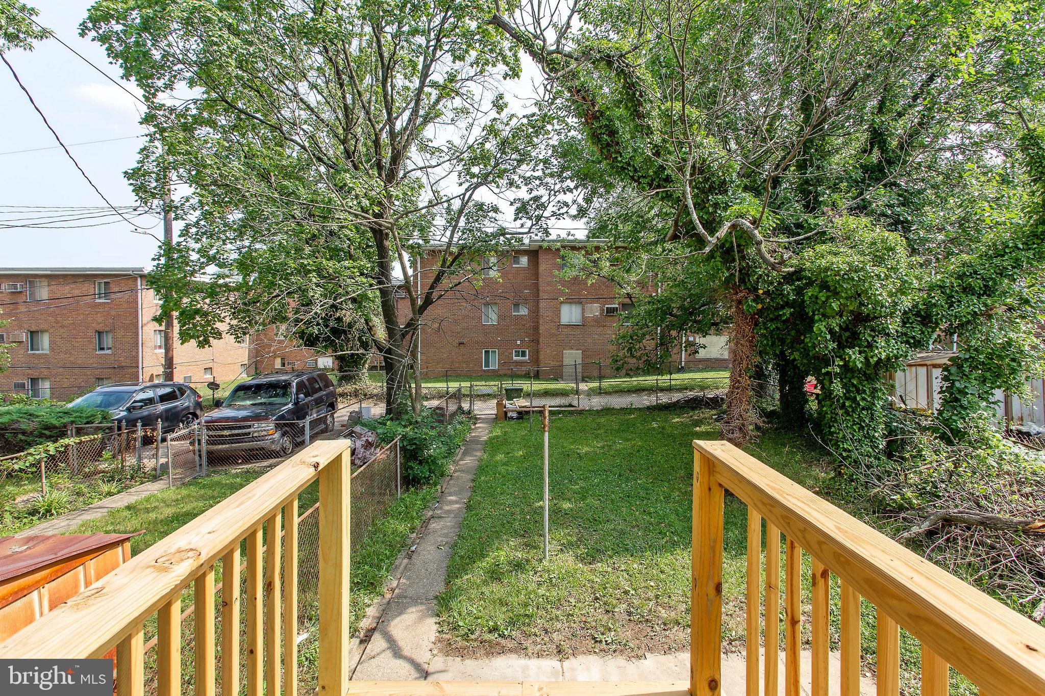 WOODBOURNE HEIGHTS - Residential