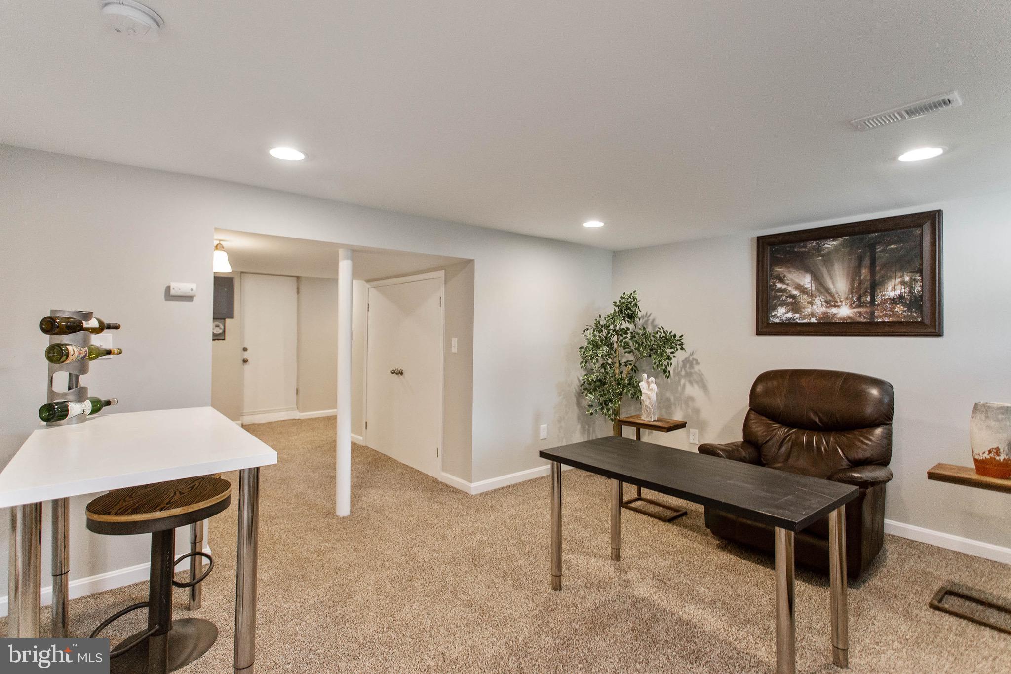 WOODBOURNE HEIGHTS - Residential