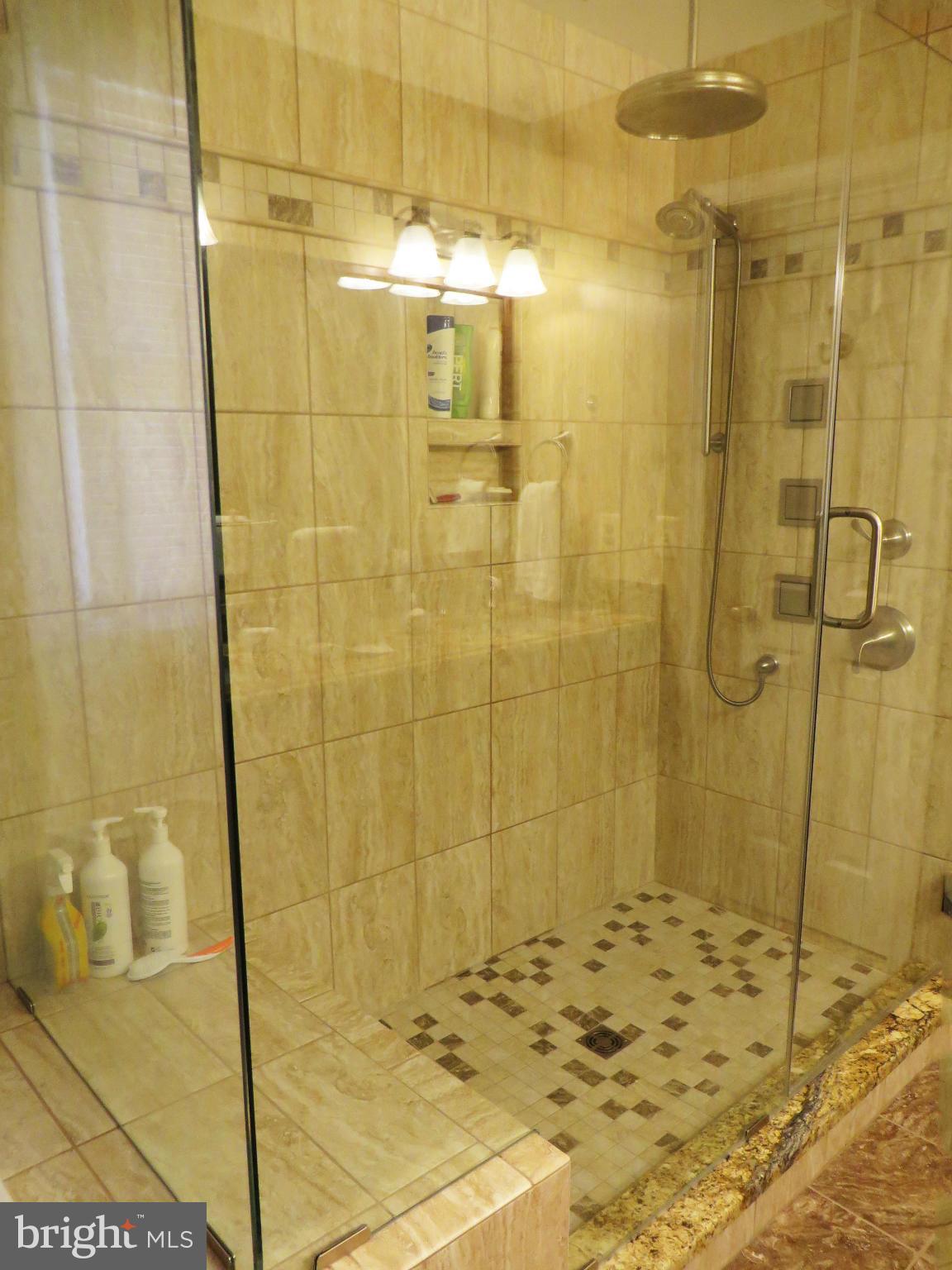 TOWN CREEK - Residential