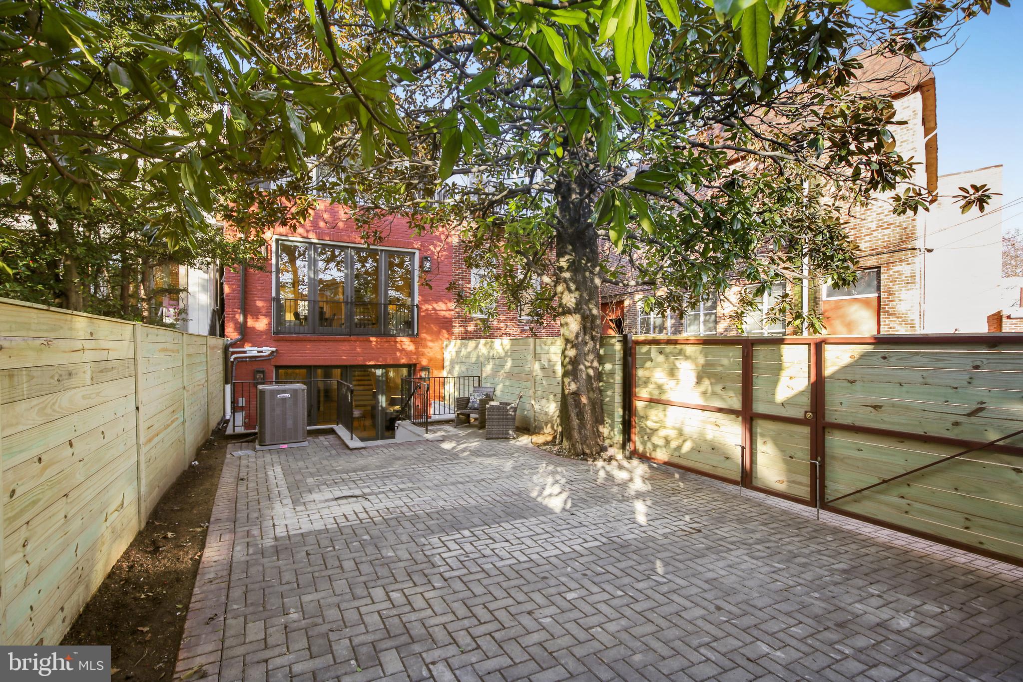 GEORGETOWN - Residential