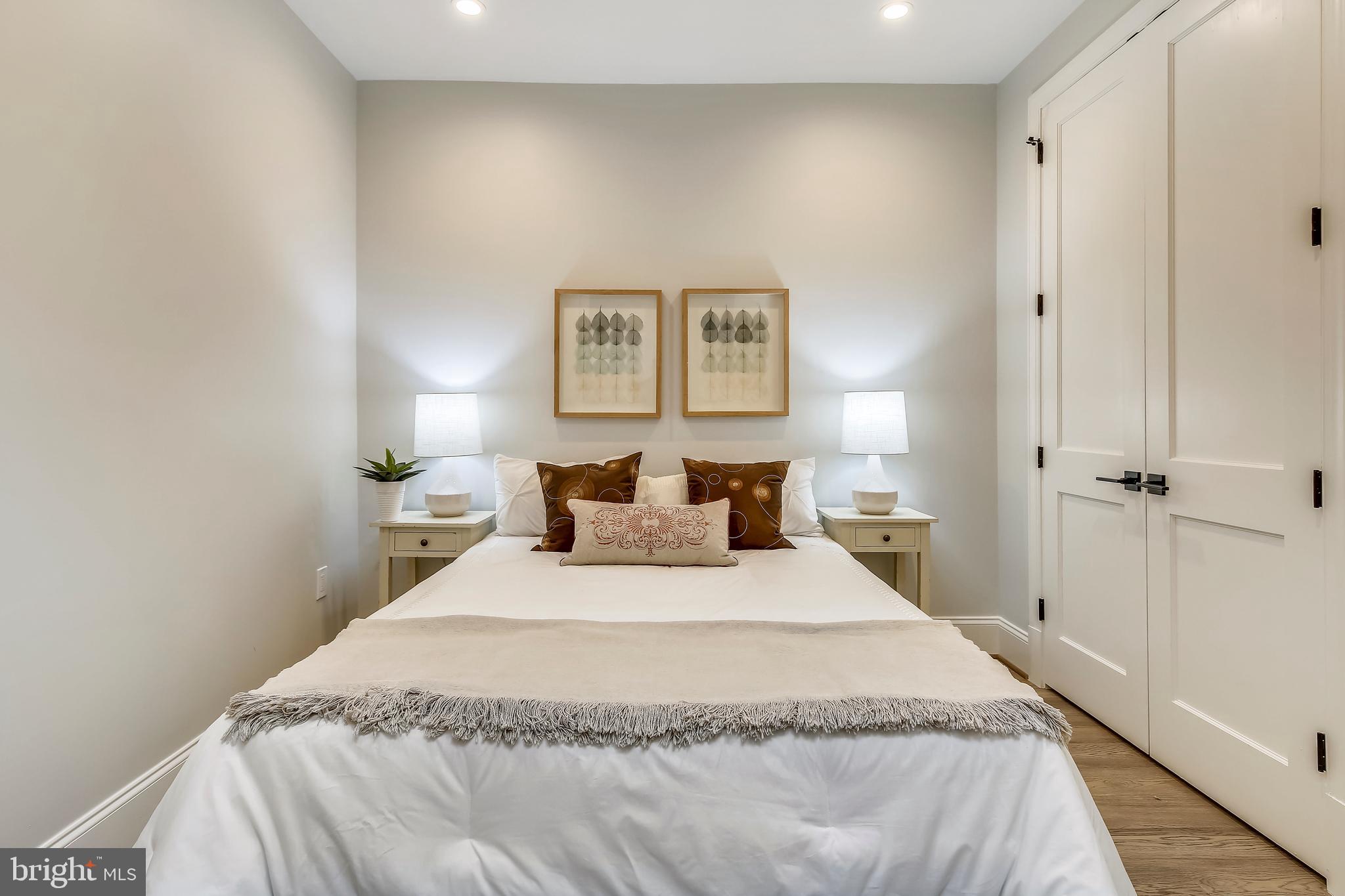 GEORGETOWN - Residential