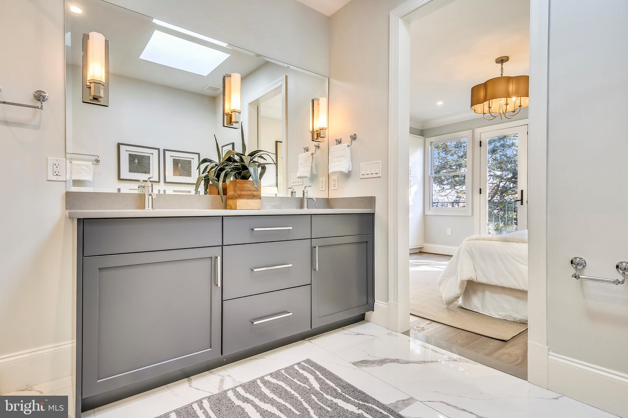 GEORGETOWN - Residential