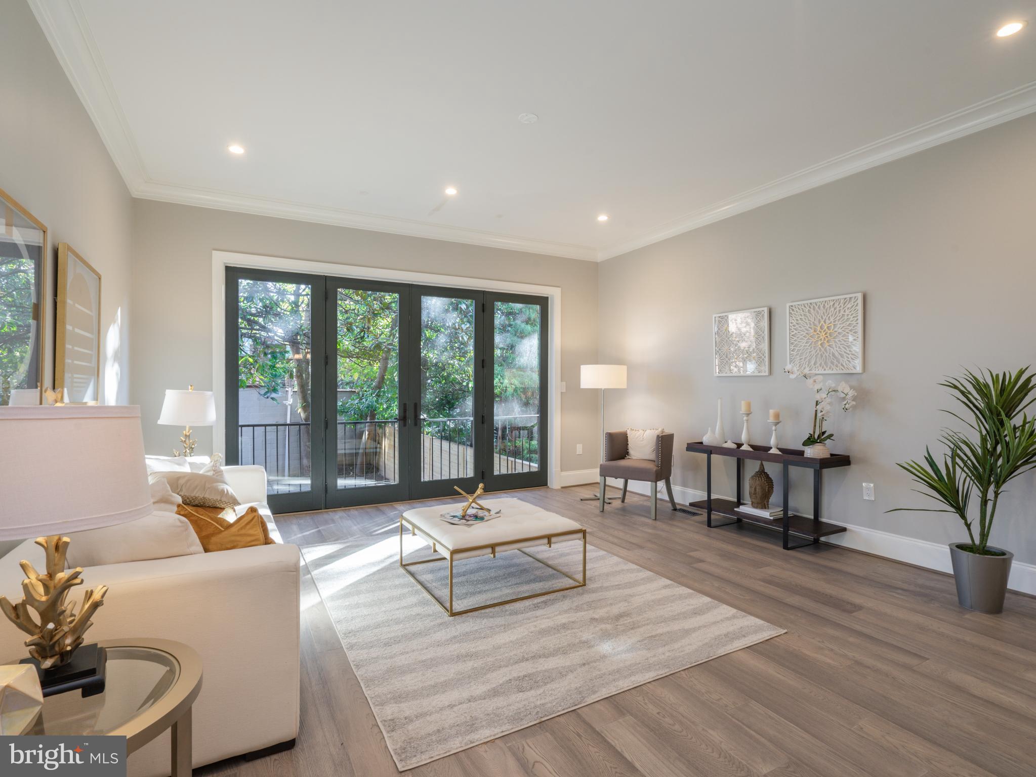 GEORGETOWN - Residential