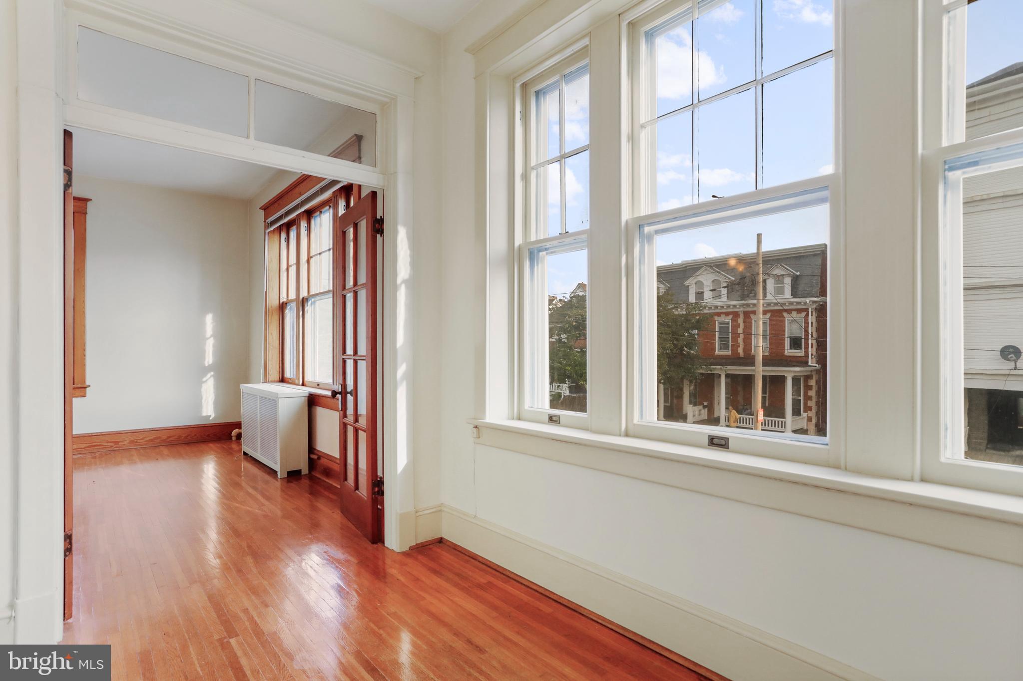 HAGERSTOWN - Residential