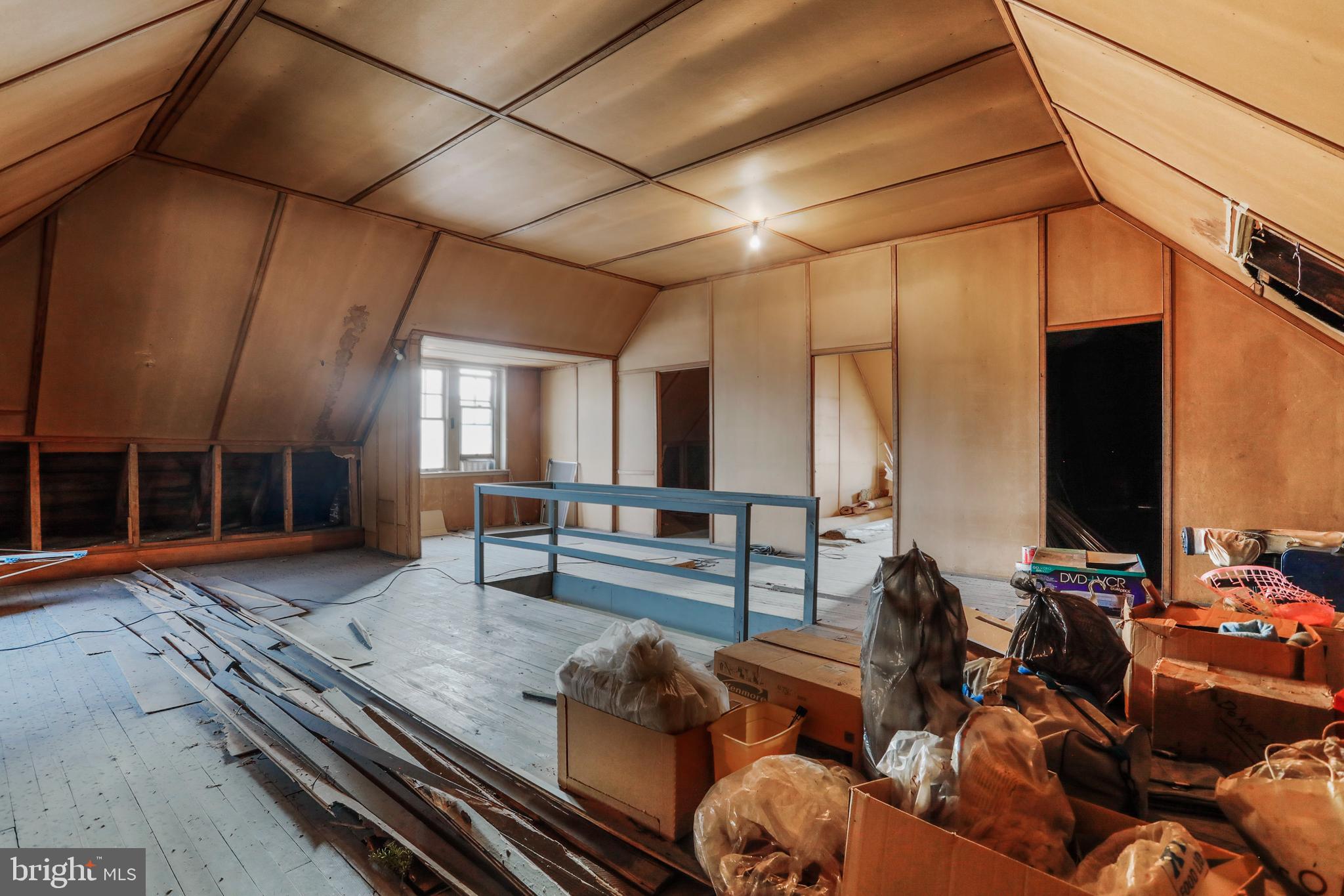 HAGERSTOWN - Residential