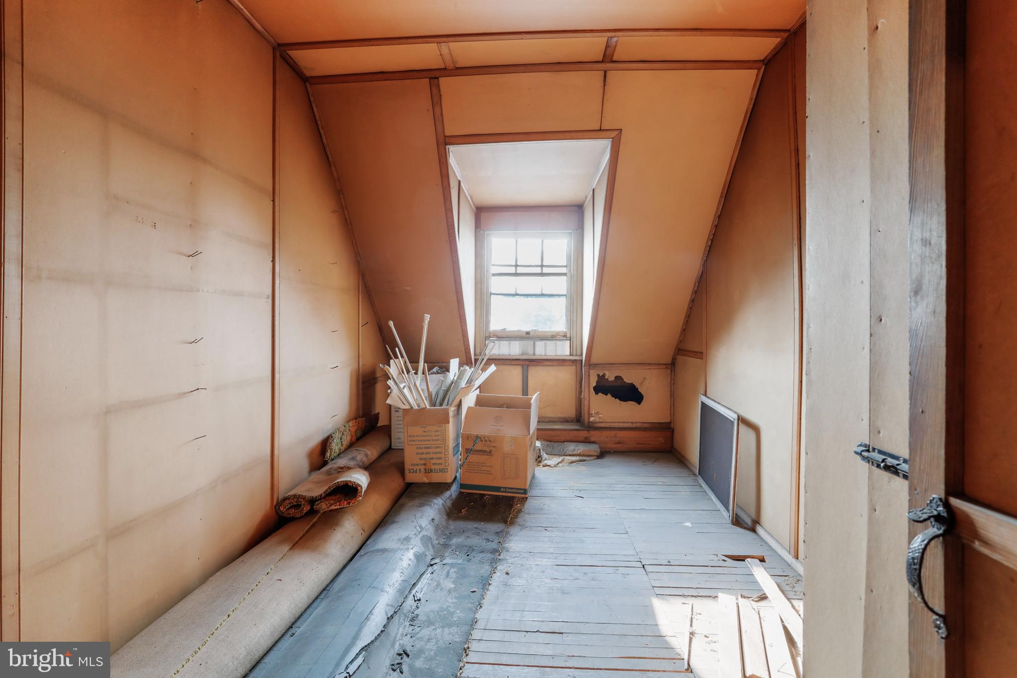 HAGERSTOWN - Residential