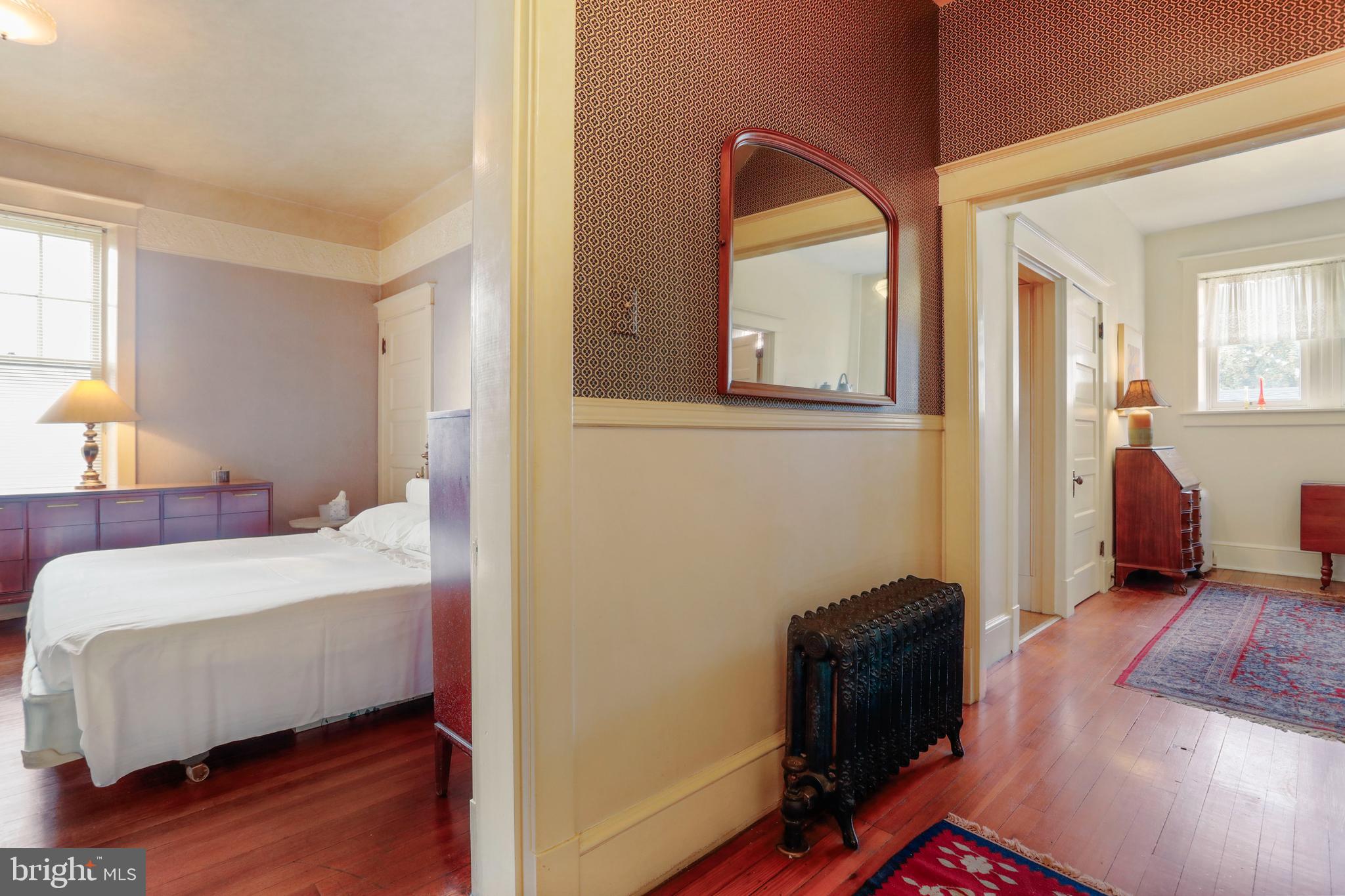 HAGERSTOWN - Residential