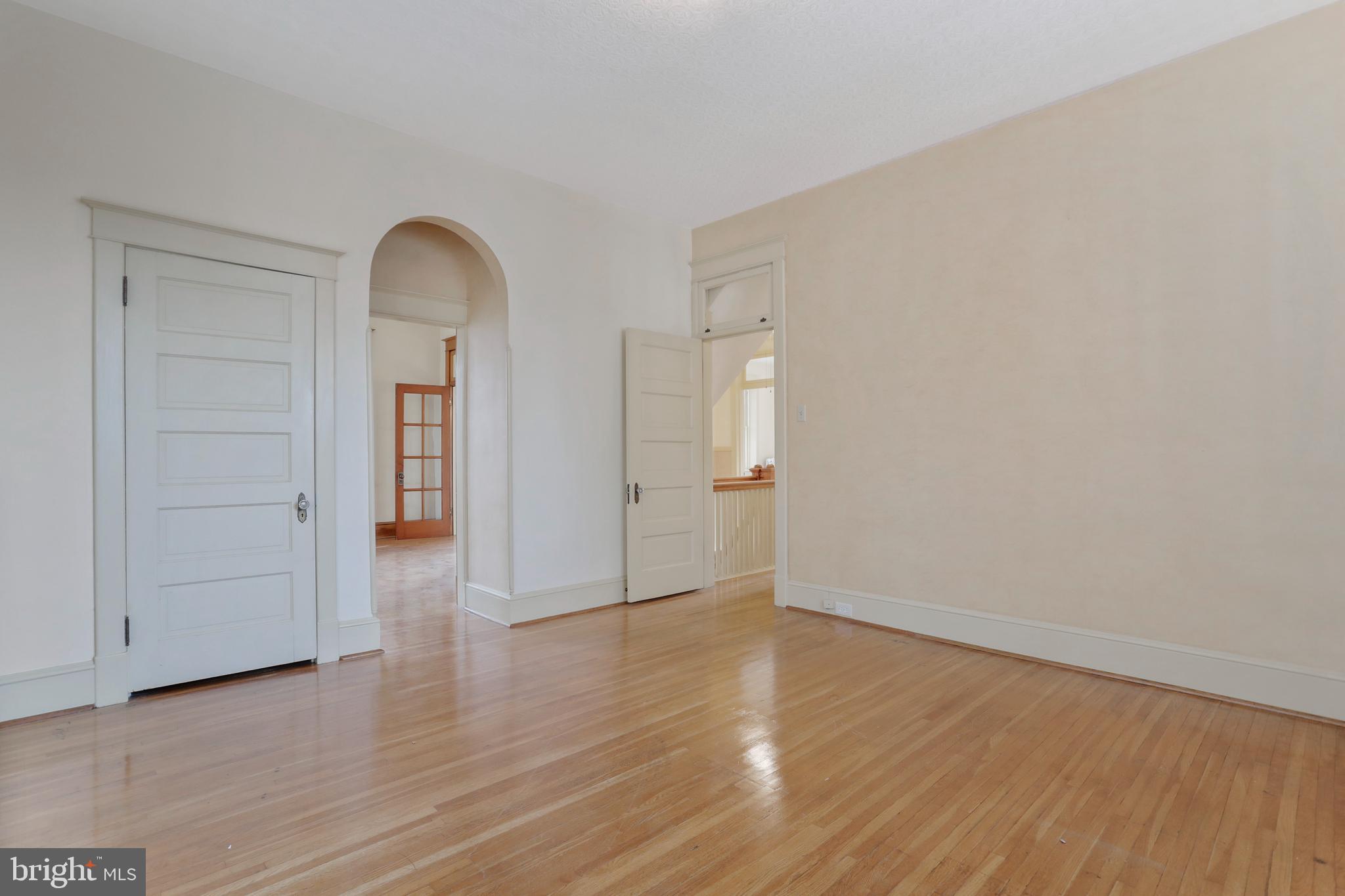 HAGERSTOWN - Residential