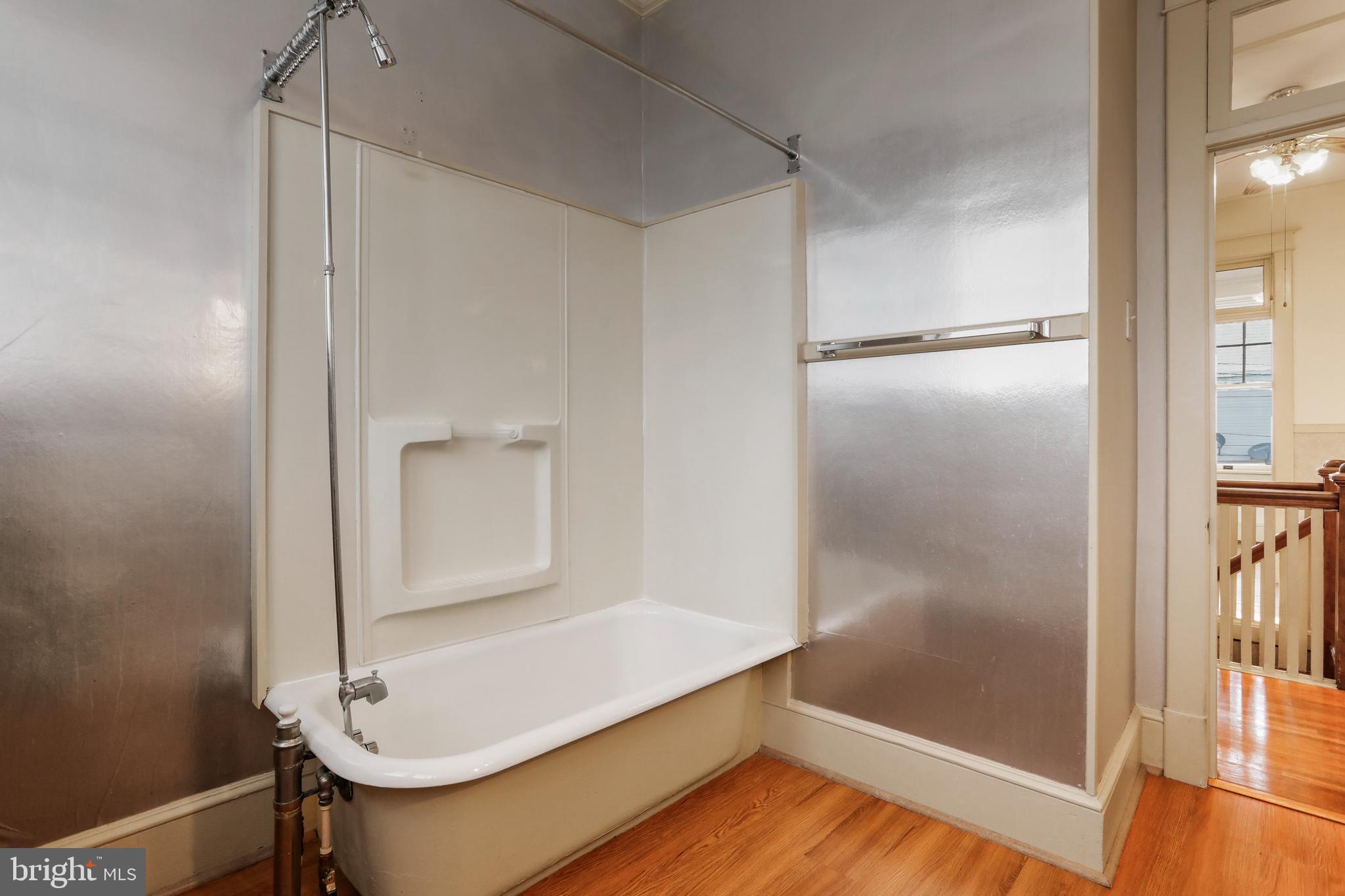 HAGERSTOWN - Residential