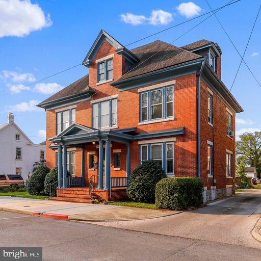 HAGERSTOWN - Residential