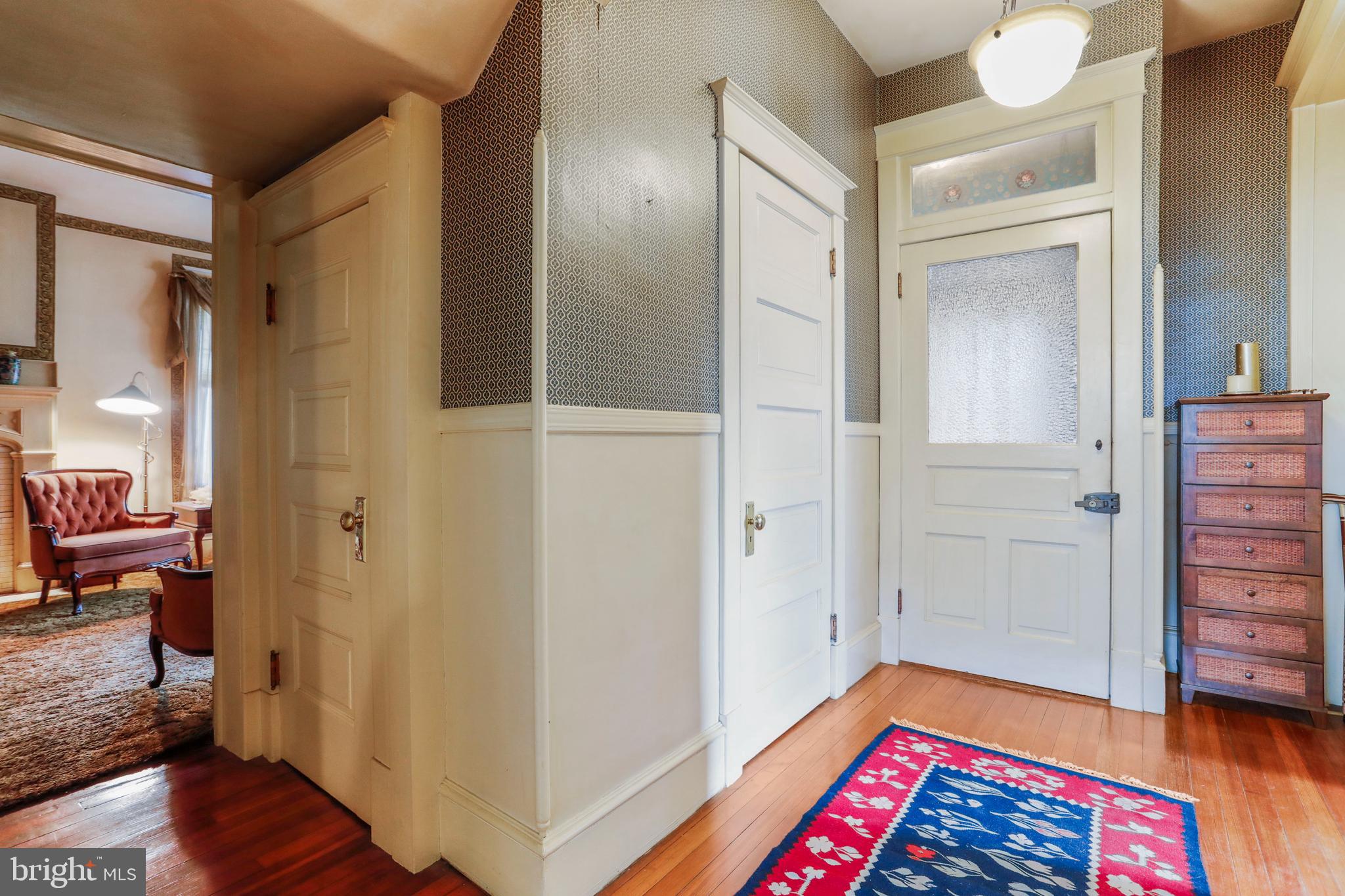 HAGERSTOWN - Residential