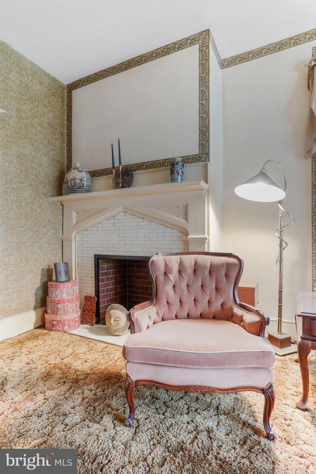 HAGERSTOWN - Residential