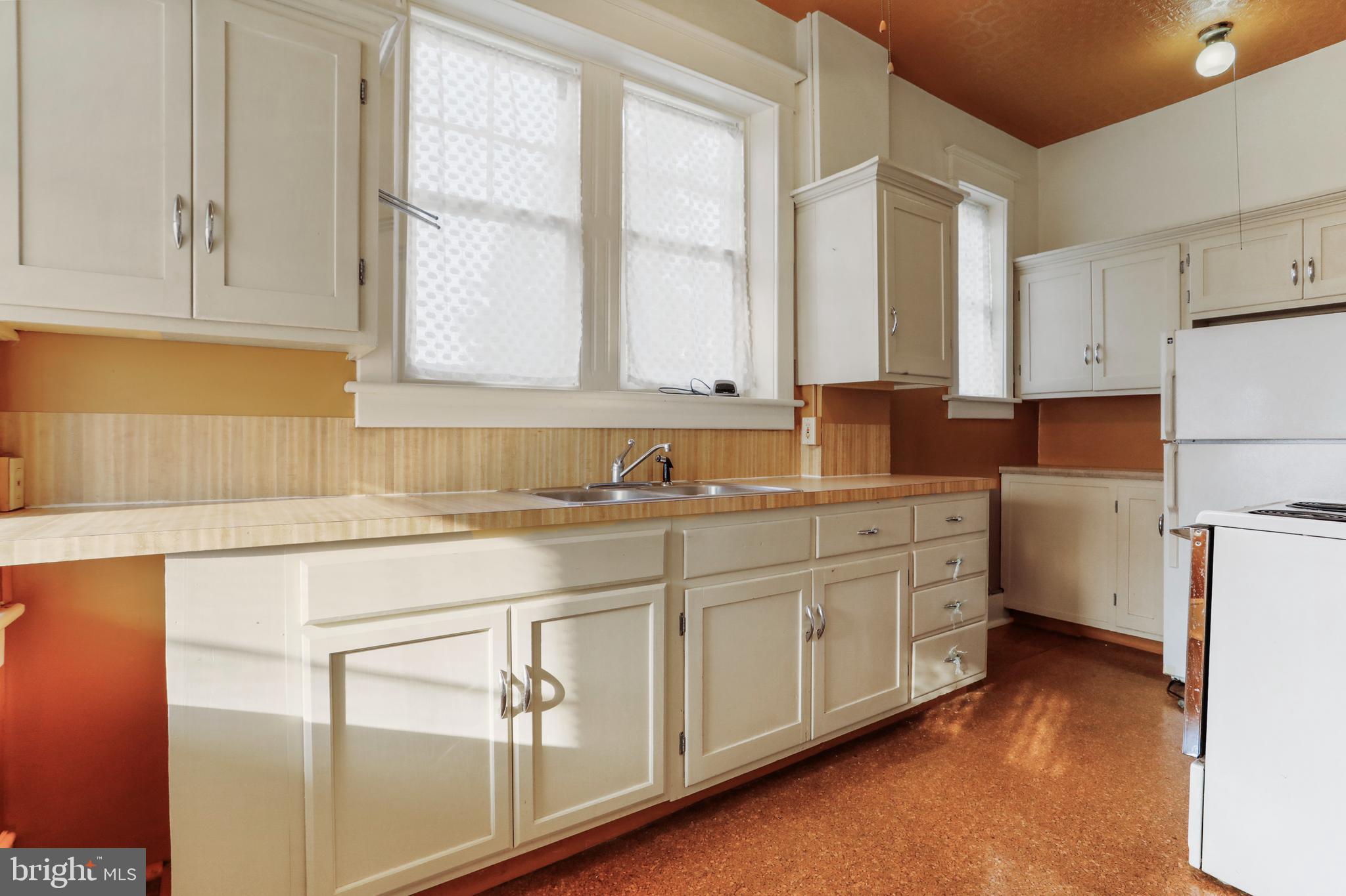 HAGERSTOWN - Residential