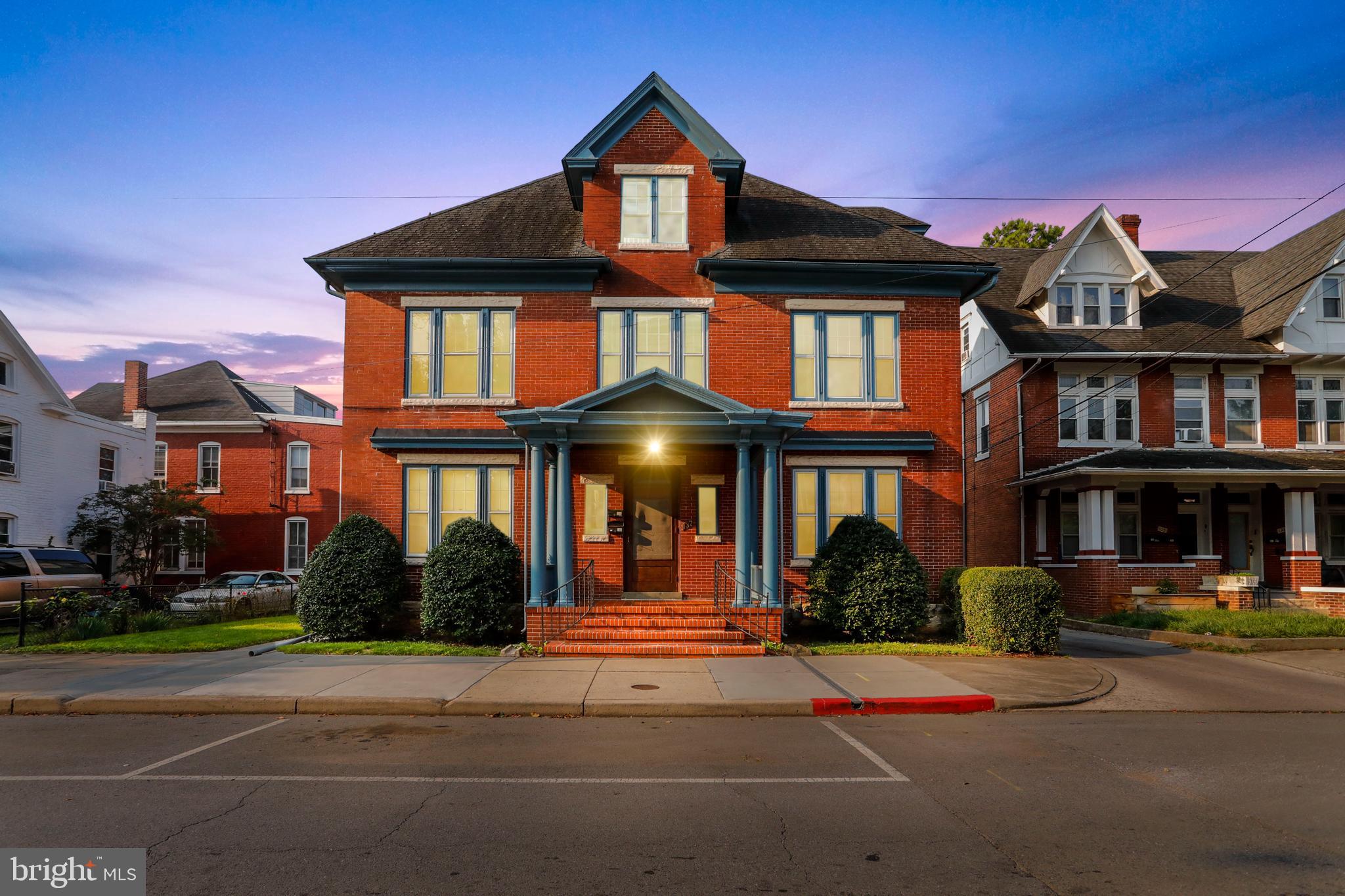 HAGERSTOWN - Residential