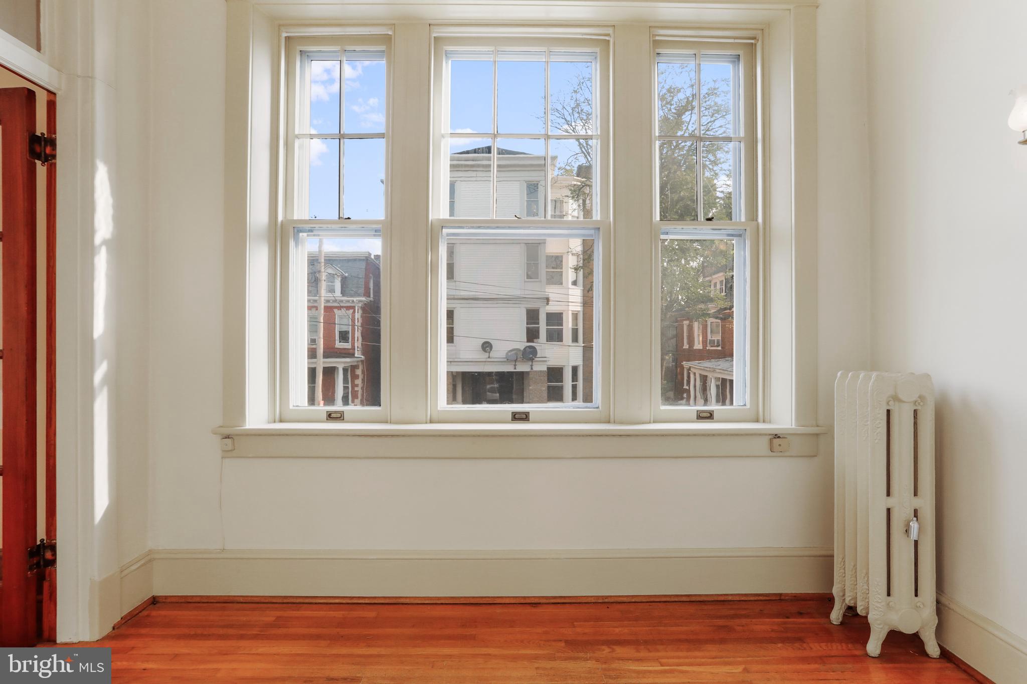 HAGERSTOWN - Residential