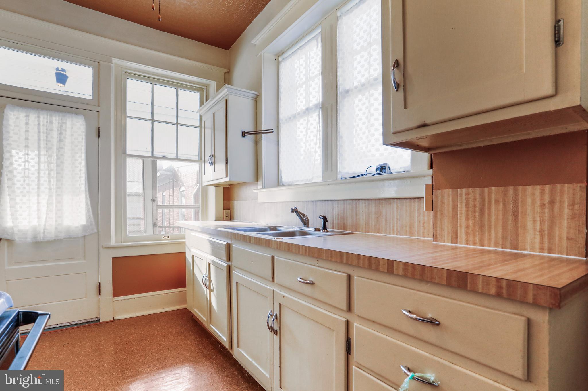 HAGERSTOWN - Residential