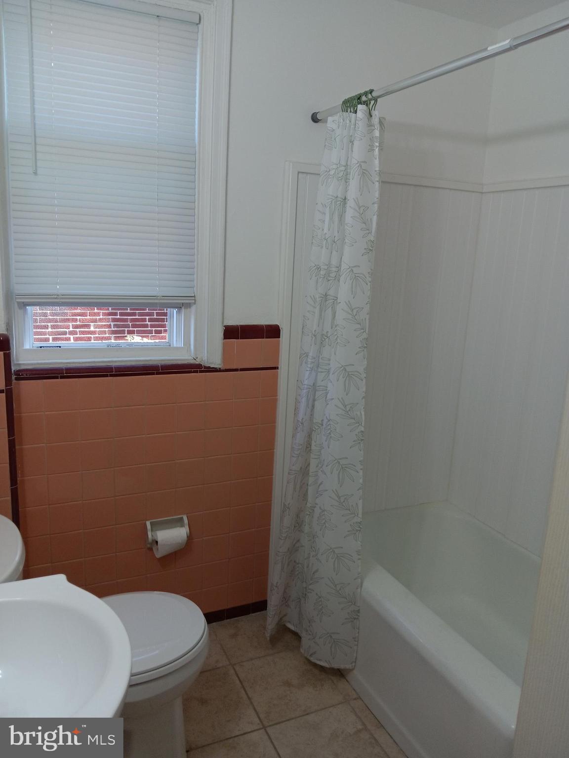 TACONY - Residential Lease