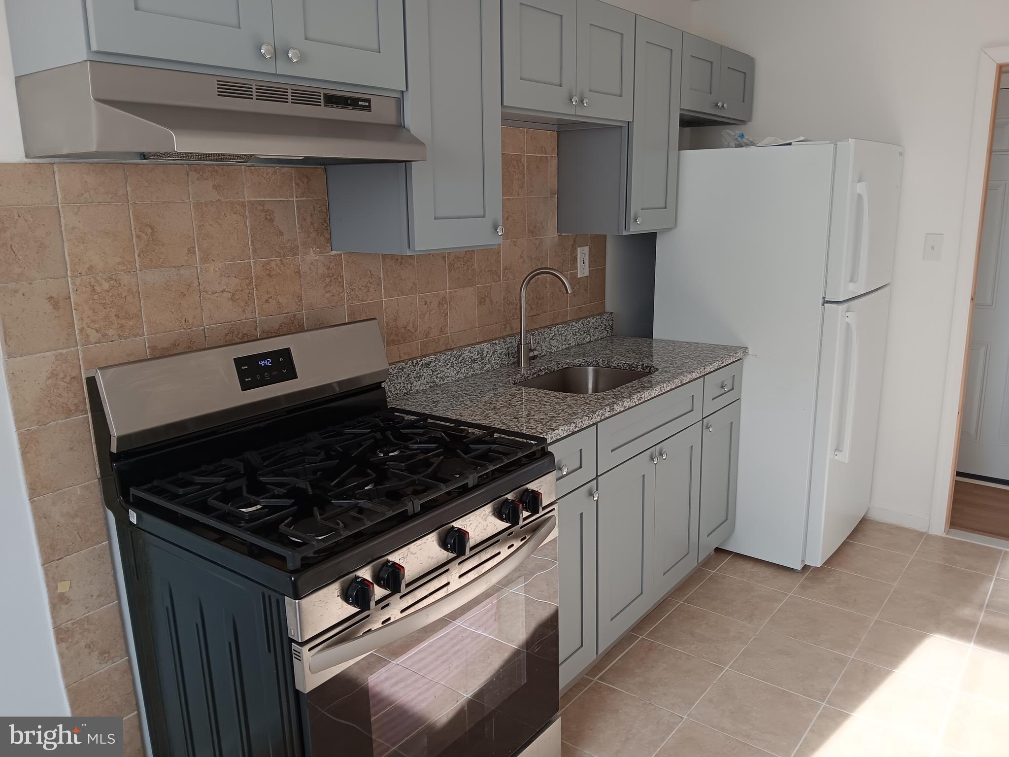 TACONY - Residential Lease