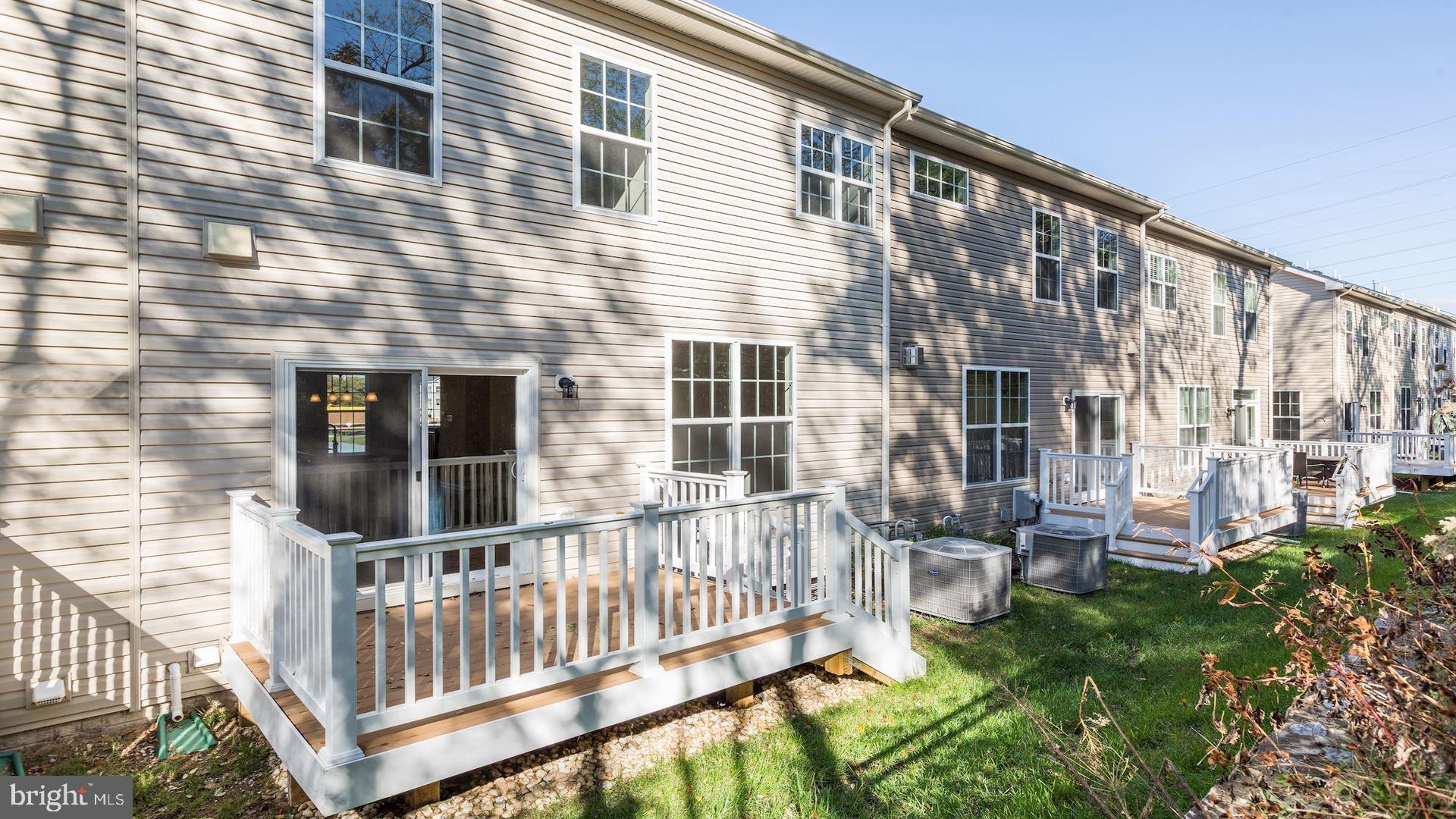 BRICK YARD STATION - Residential