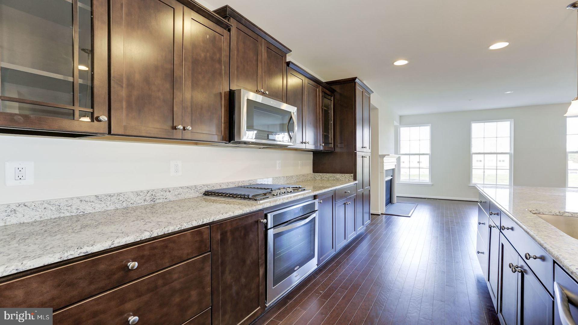 BRICK YARD STATION - Residential