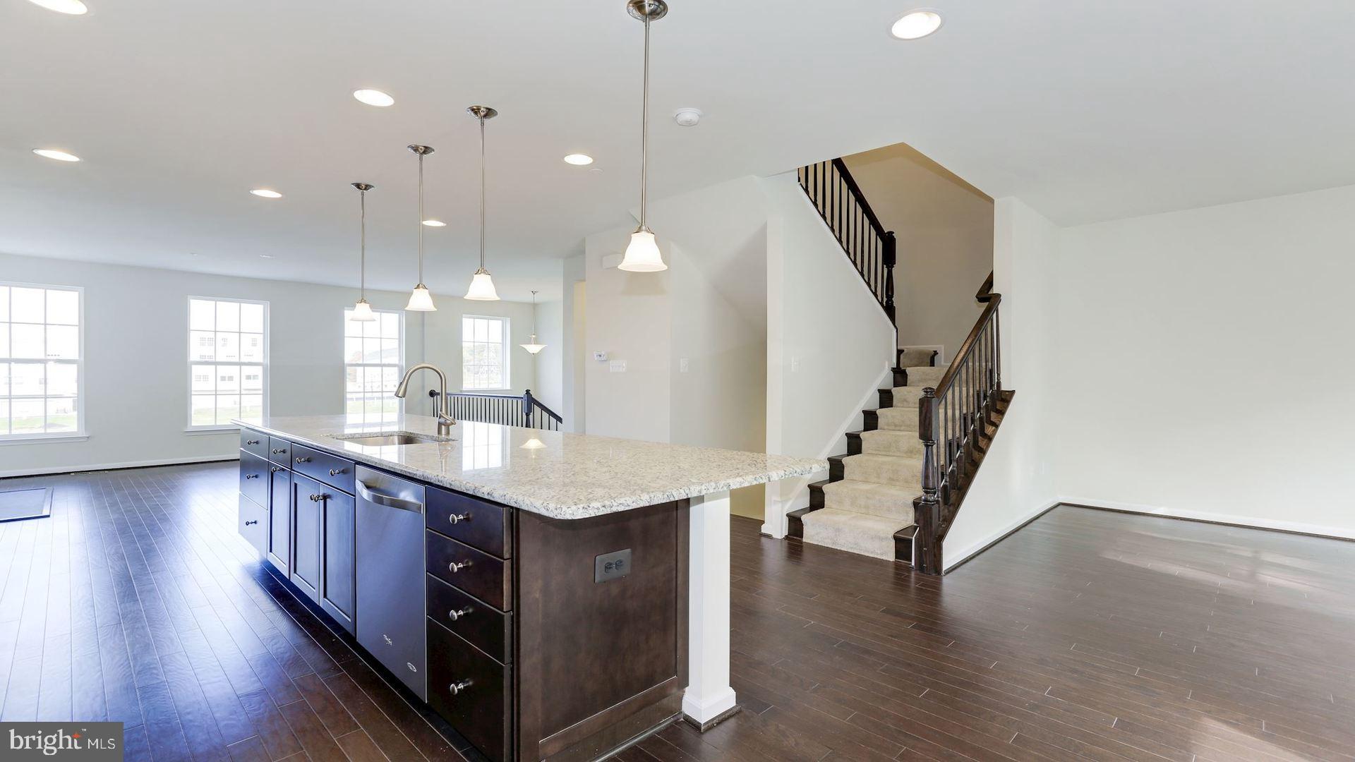 BRICK YARD STATION - Residential