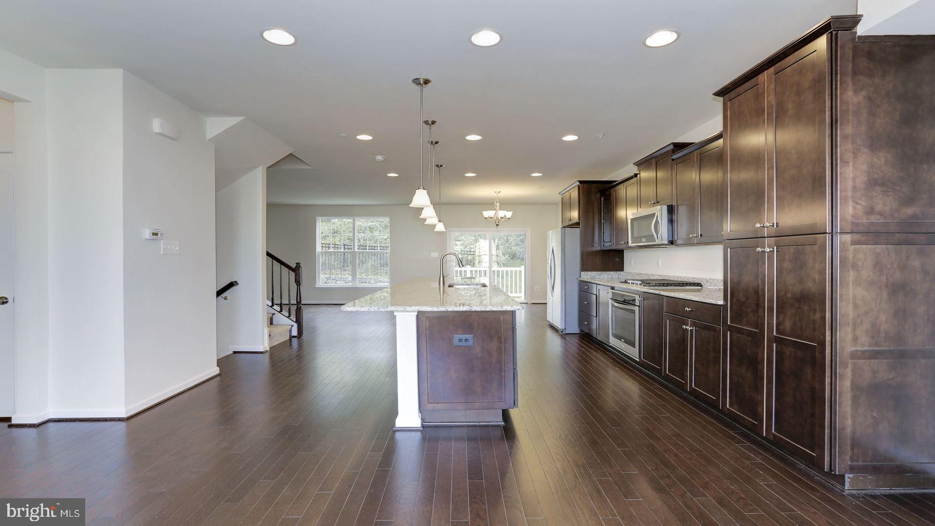 BRICK YARD STATION - Residential