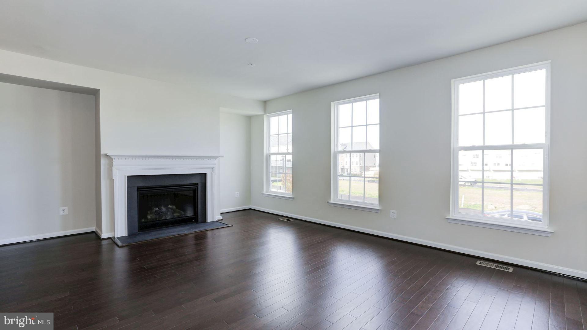 BRICK YARD STATION - Residential