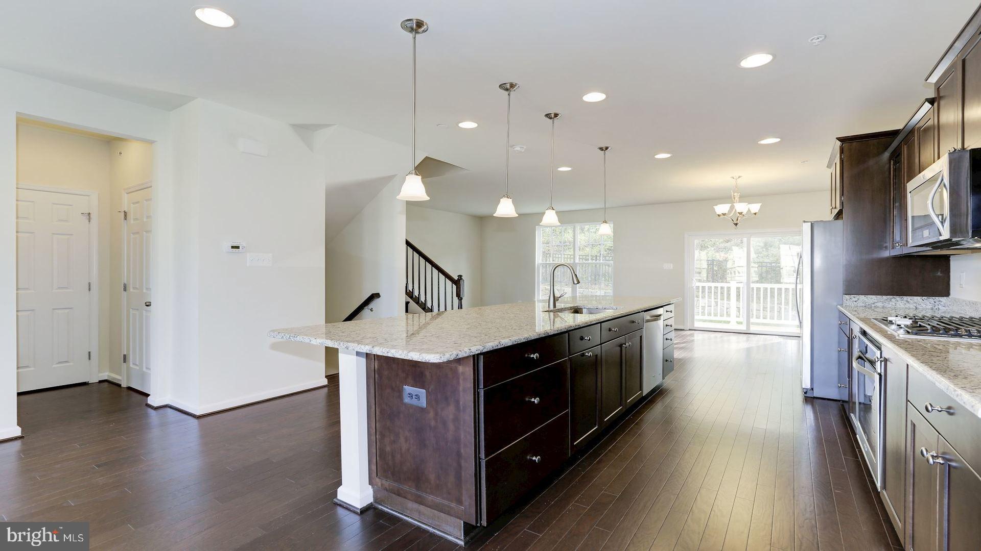 BRICK YARD STATION - Residential