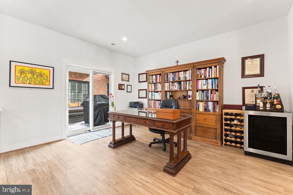 HISTORIC DISTRICT - Residential