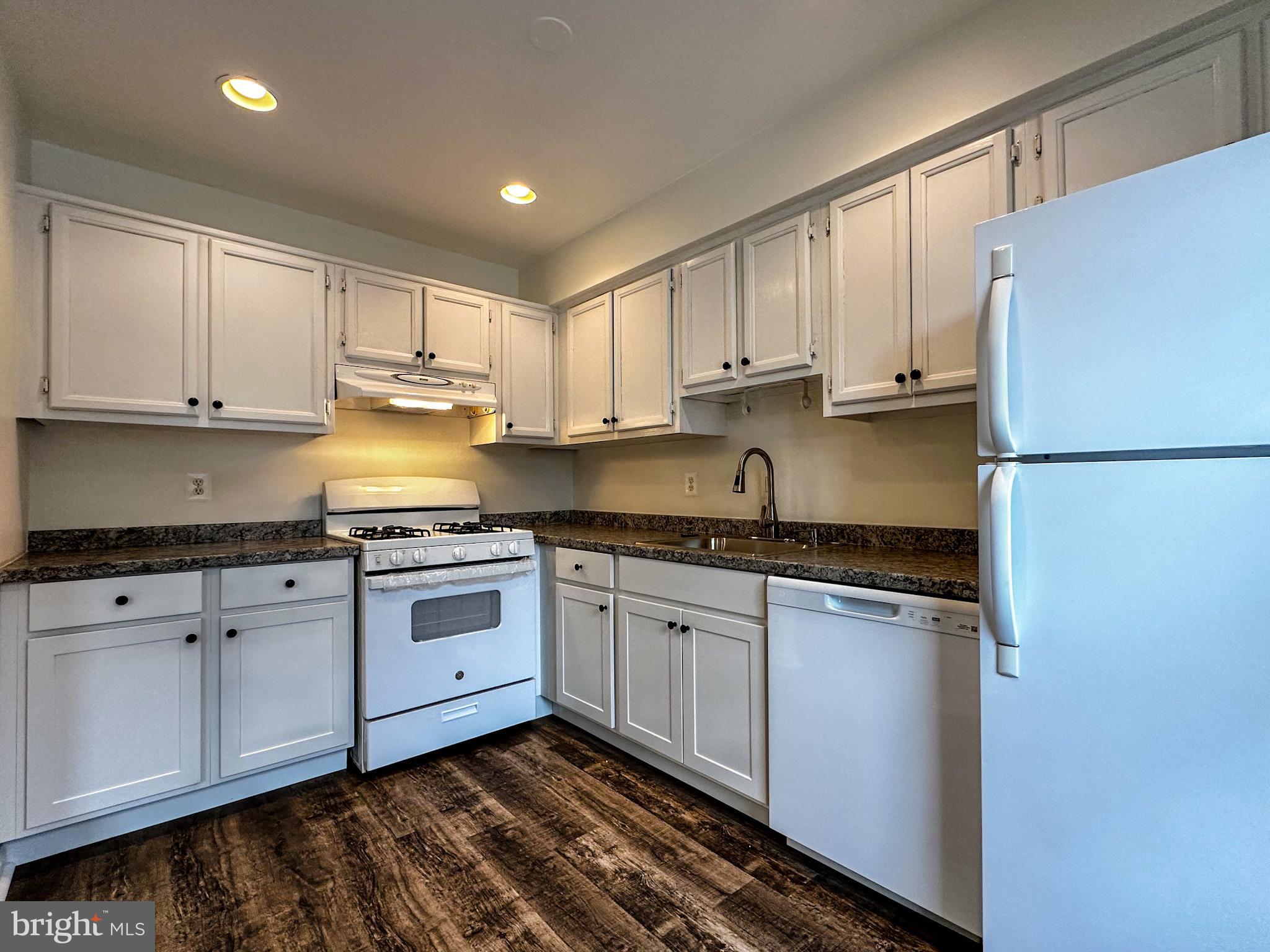 712 QUINCE ORCHARD BOULEVARD 712-10